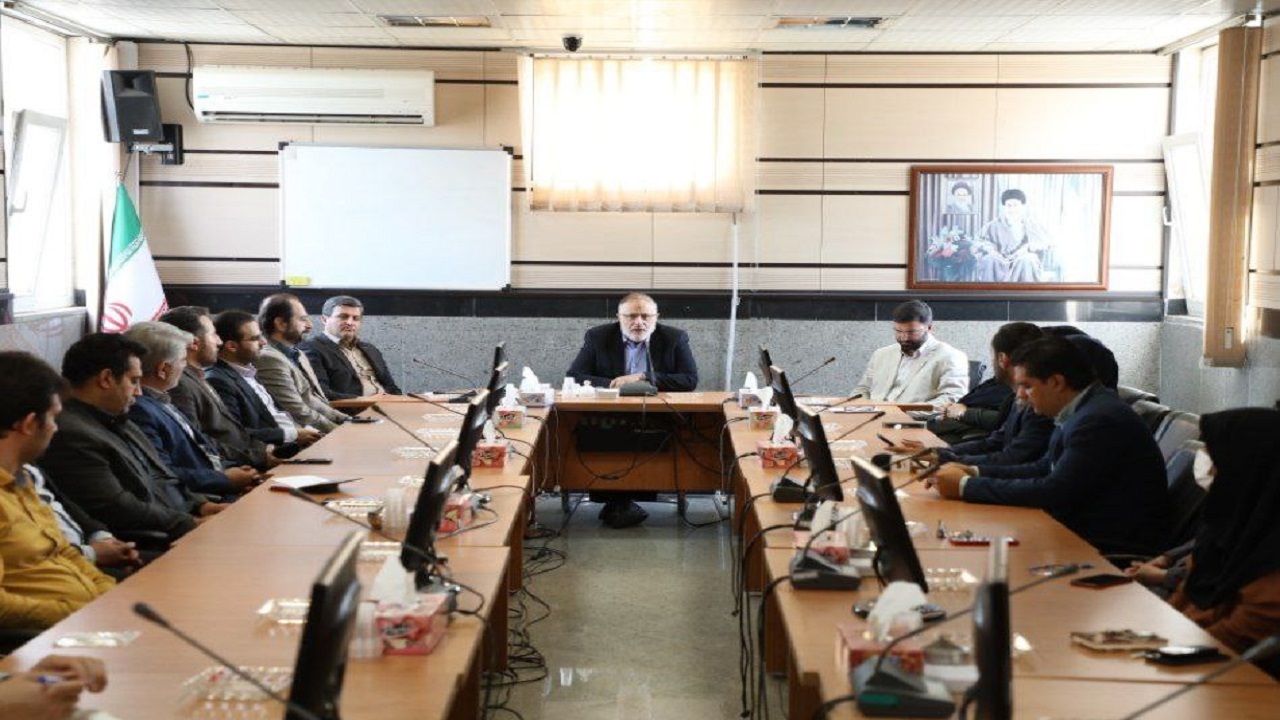 زبان انقلاب اسلامی زبان فرهنگ و هنر است