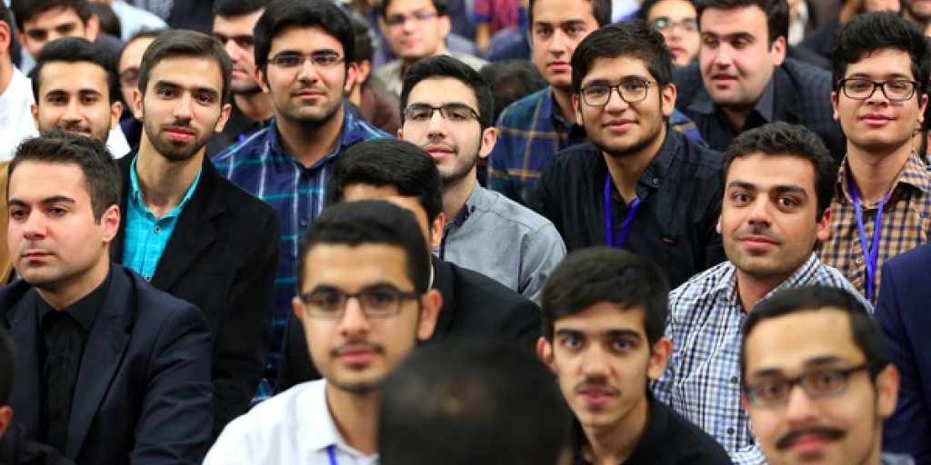 جشنواره فارابی زمینه حمایت از نخبگان علمی را فراهم می‌کند