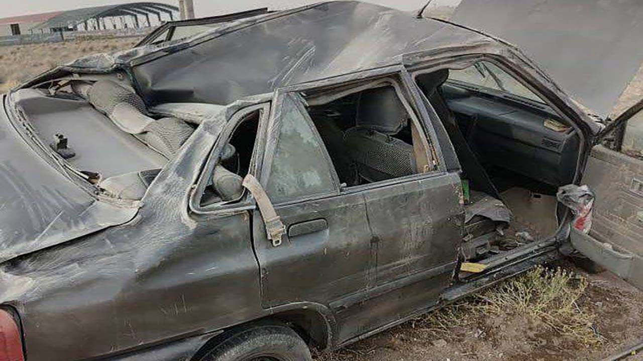 یک کشته و یک مصدوم در واژگونی پراید