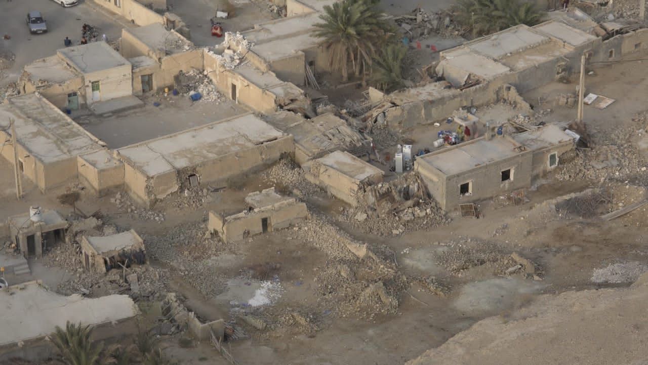 زلزله زدگان را تنها نمی&zwnj;گذاریم/ بیمارستان صحرایی سپاه در سایه&zwnj;خوش برپا شد