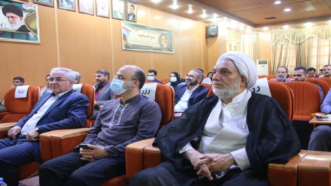 مجازات جایگزین حبس در سینمای دادگستری کرمان