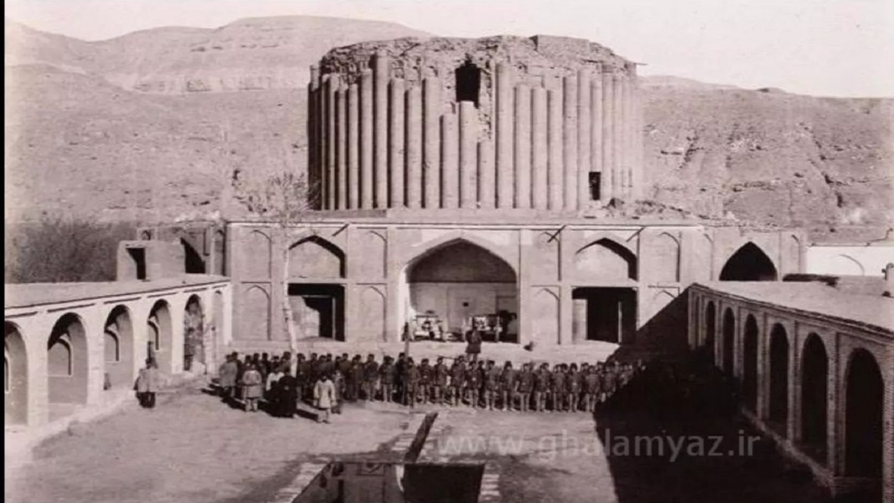 کاخ خورشید در زمان حکومت قاجار
