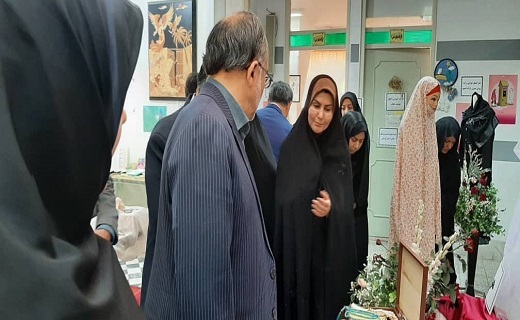 برپایی نمایشگاه صنایع دستی تبلور عفاف فاطمی در قم +تصاویر