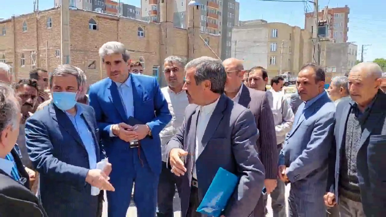 اجرای نهضت آسفالت معابر محلات حاشیه نشین در کشور