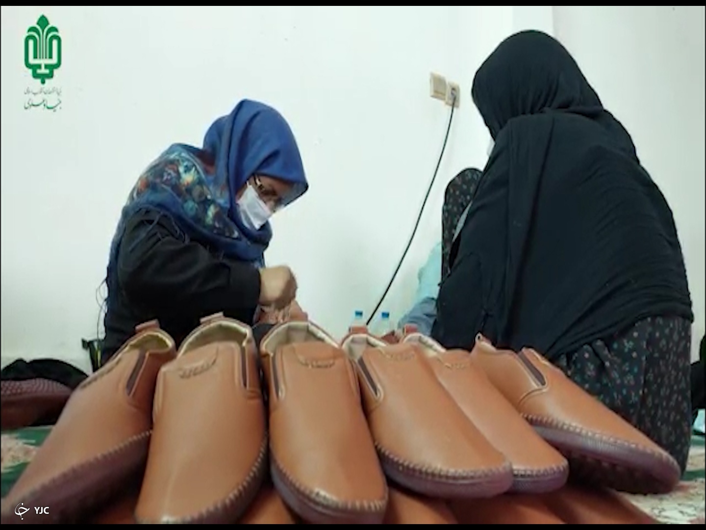 کفش&zwnj;هایی که پای رفاه را زدند
