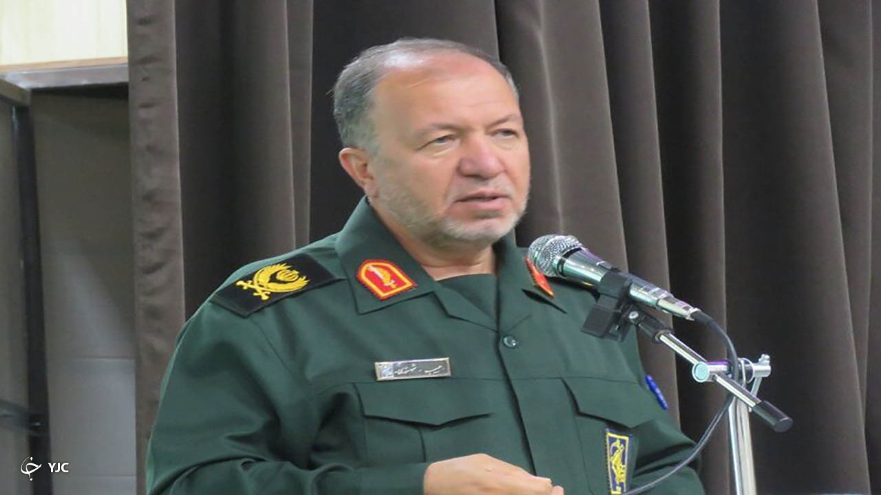 دشمن برای مقابله با نظام به جنگ روایت‌ها روی آورده است
