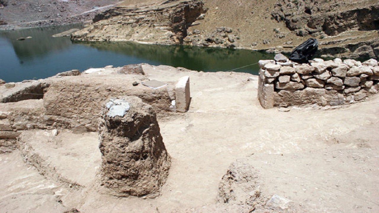 اتمام کف سازی بخشی از روستای تاریخی گلابر
