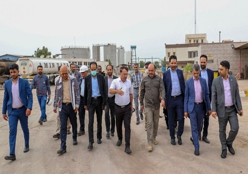 صنایع پایین دستی حوزه نفت و گاز در هرمزگان ایجاد میشود صنایع پایین دستی حوزه نفت و گاز در هرمزگان ایجاد میشود