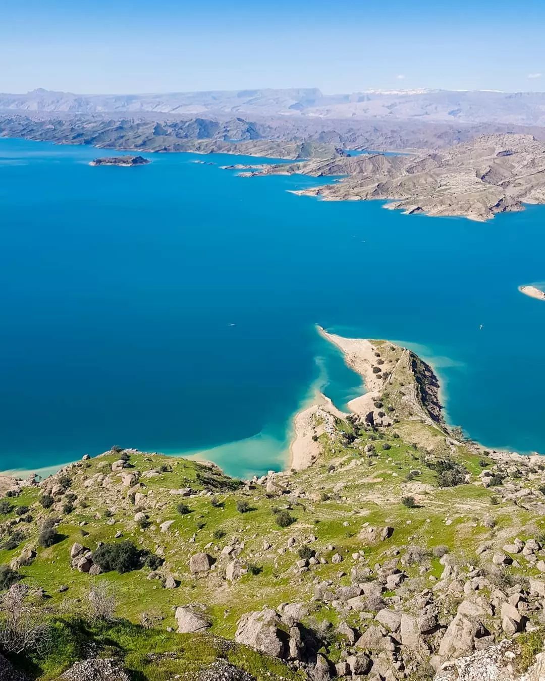 چشم اندازی به دریاچه شهیون در قالب تصاویر