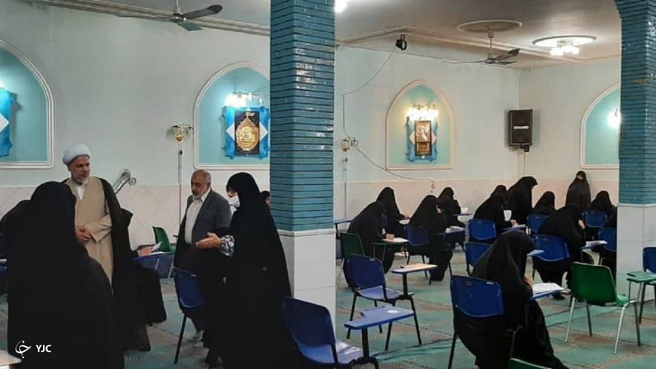اولین آزمون سطح ۴ حوزه علمیه خواهران در ساوه