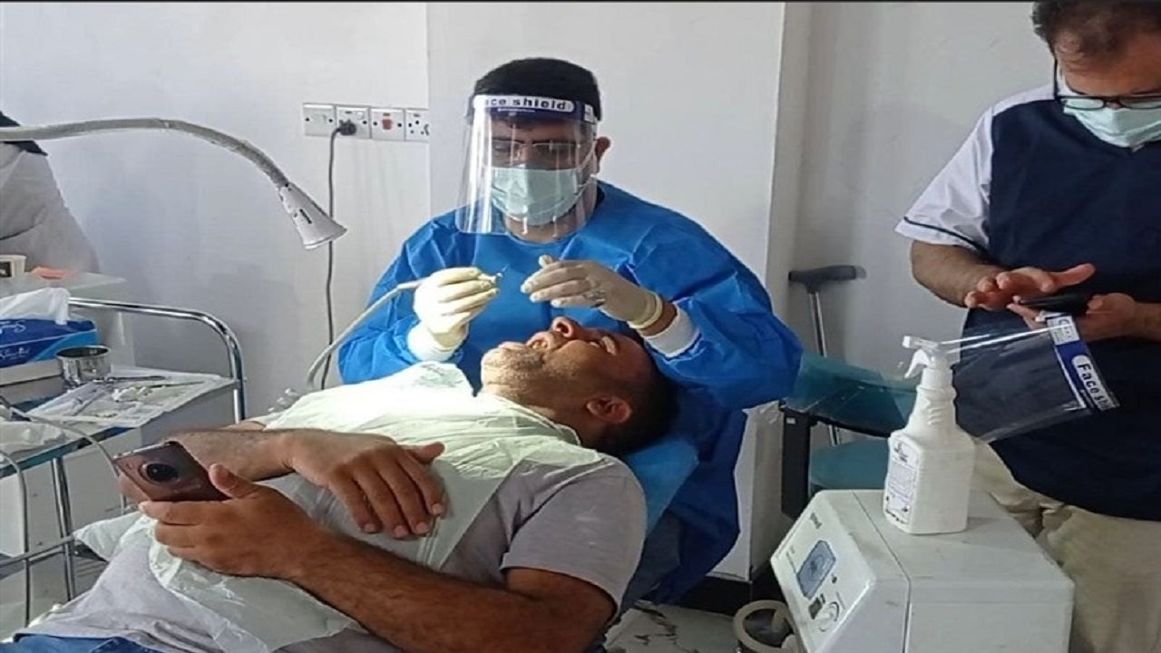 ارائه خدمات دندانپزشکی و دیالیز به زائران ایرانی در مشعرالحرام
