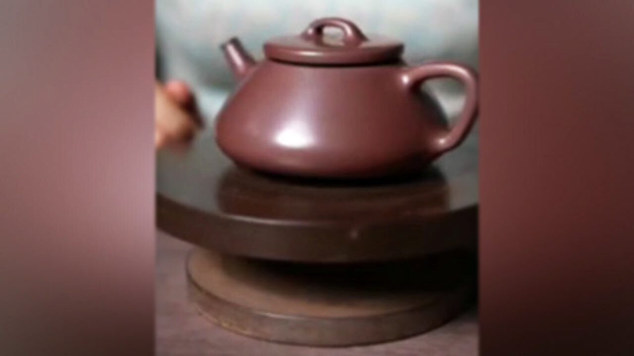 ساخت حرفه‌ای قوری شکلاتی + فیلم