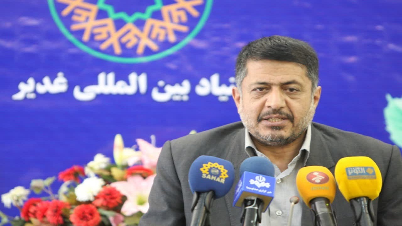 دهه غدیر به سوی جریان مردمی و همراه با معرفت حرکت می کند