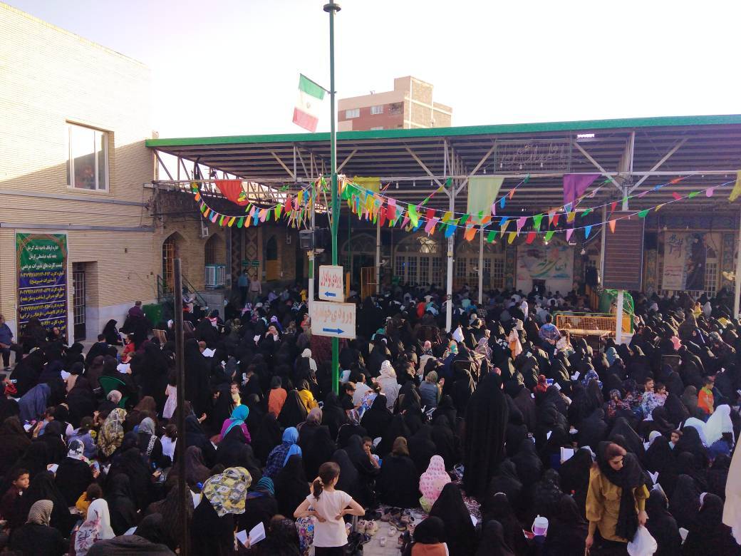 دعای پر فیض عرفه در سراسر استان کرمان برگزار شد