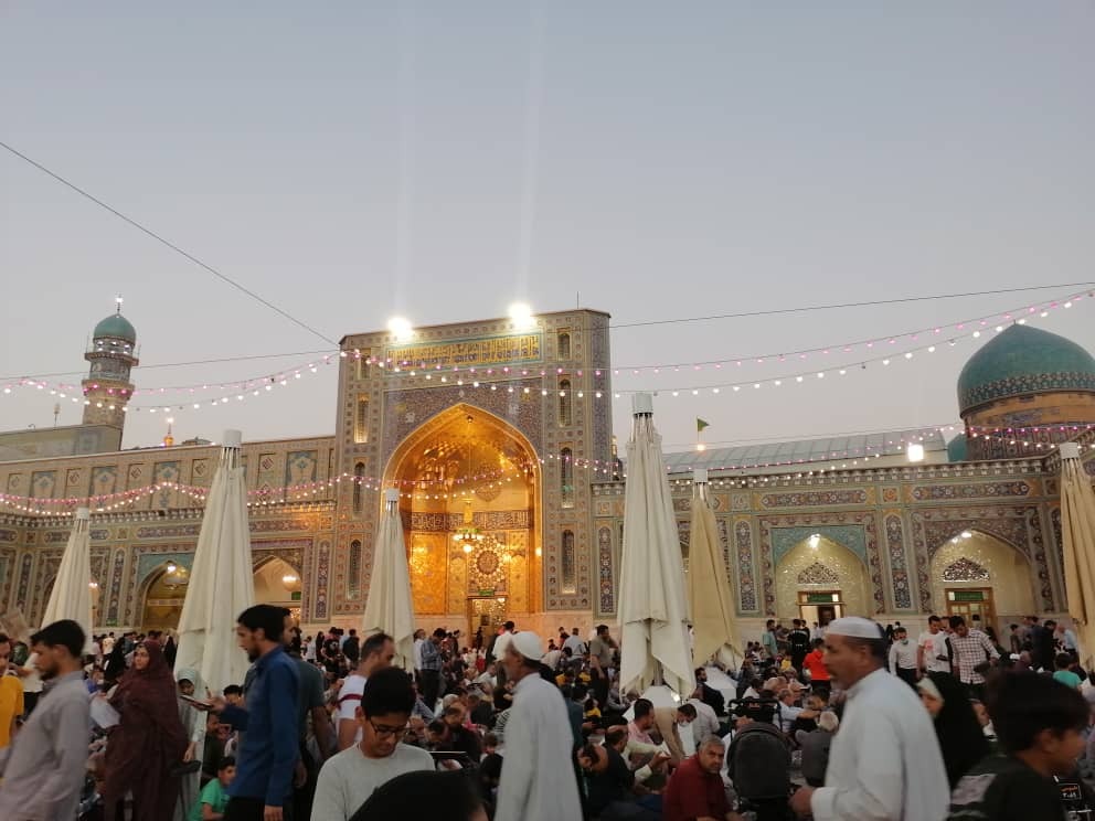 مراسم دعای عرفه در حرم مطهر رضوی مراسم قرائت دعای عرفه در حرم مطهر رضوی برگزار شد+ تصاویر