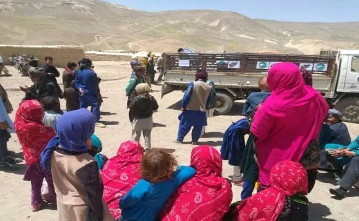 مساعدت مواد غذایی مئوسسه خیریه کودکان افغانستان به بیجا شدگان بلخاب + تصاویر