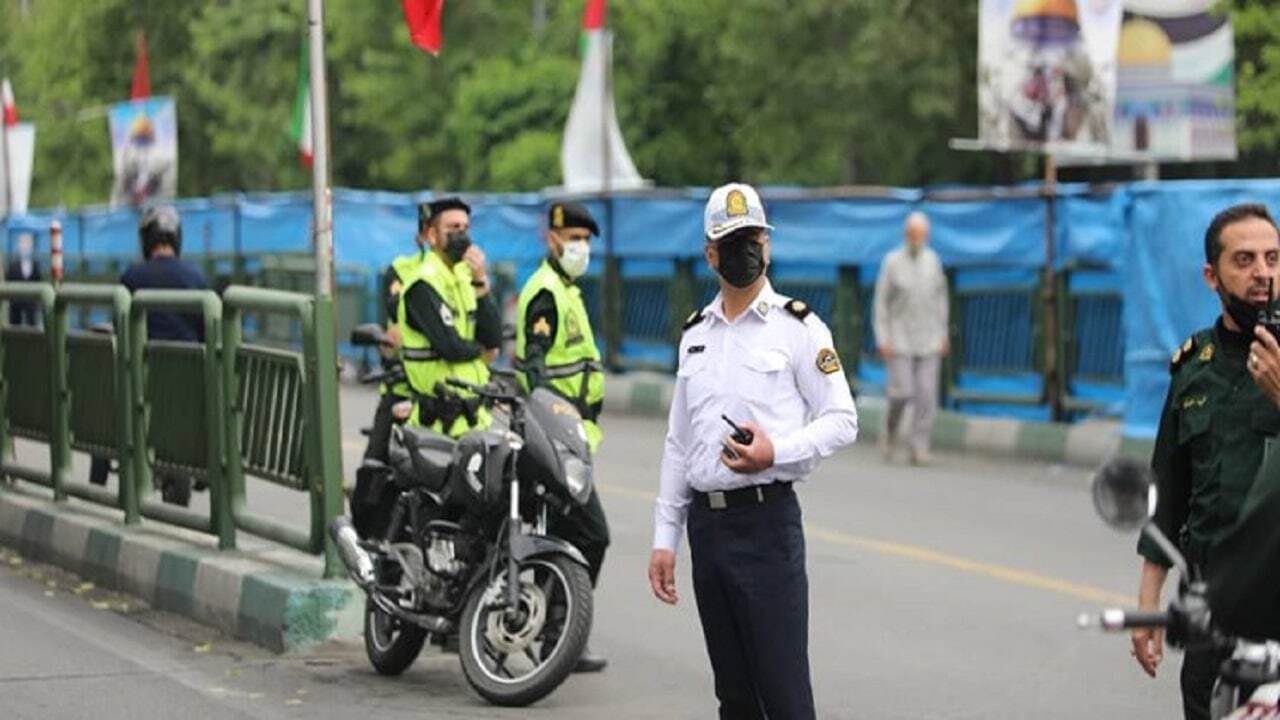 نیروهای انتظامی تا پایان مراسم عرفه حضور دارند/ احتمال ممنوعیت تردد برای روان سازی ترافیک