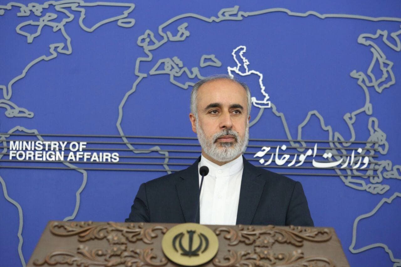 ایرانیان مقیم سریلانکا ارتباط خود را با سفارت حفظ کنند