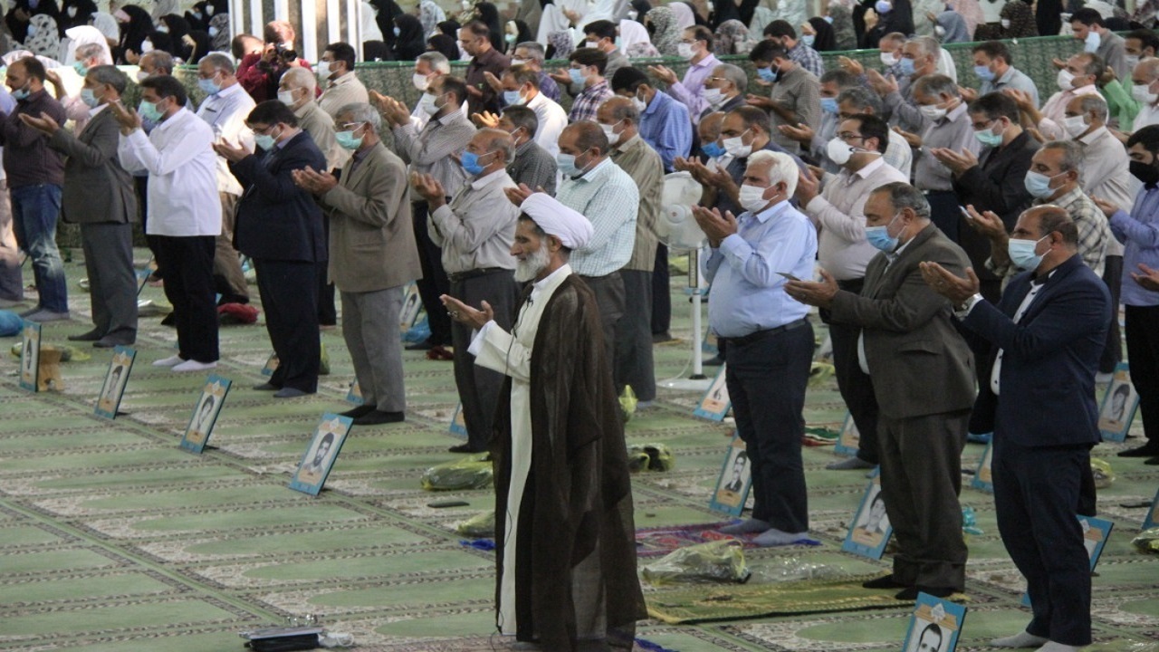 اقامه نماز عید قربان در چهارمحال و بختیاری