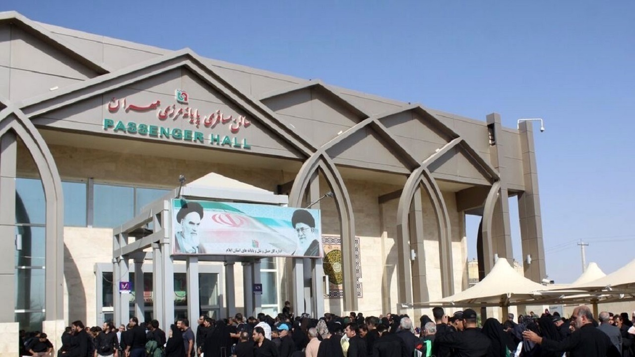 هشت هزار زائر ۱۲ ساعت گذشته از مرز مهران وارد کشور شدند
