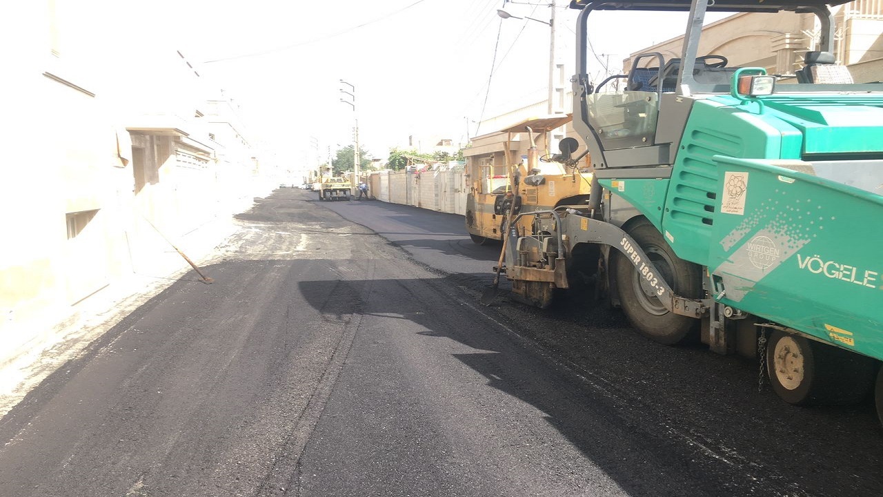 نهضت آسفالت در منطقه چهار یزد ادامه دارد