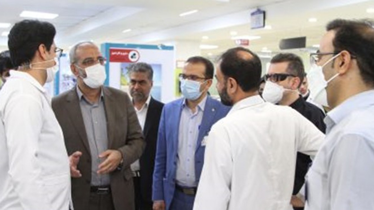 بازدید سرزده فرماندار اصفهان از بیمارستان دکتر غرضی