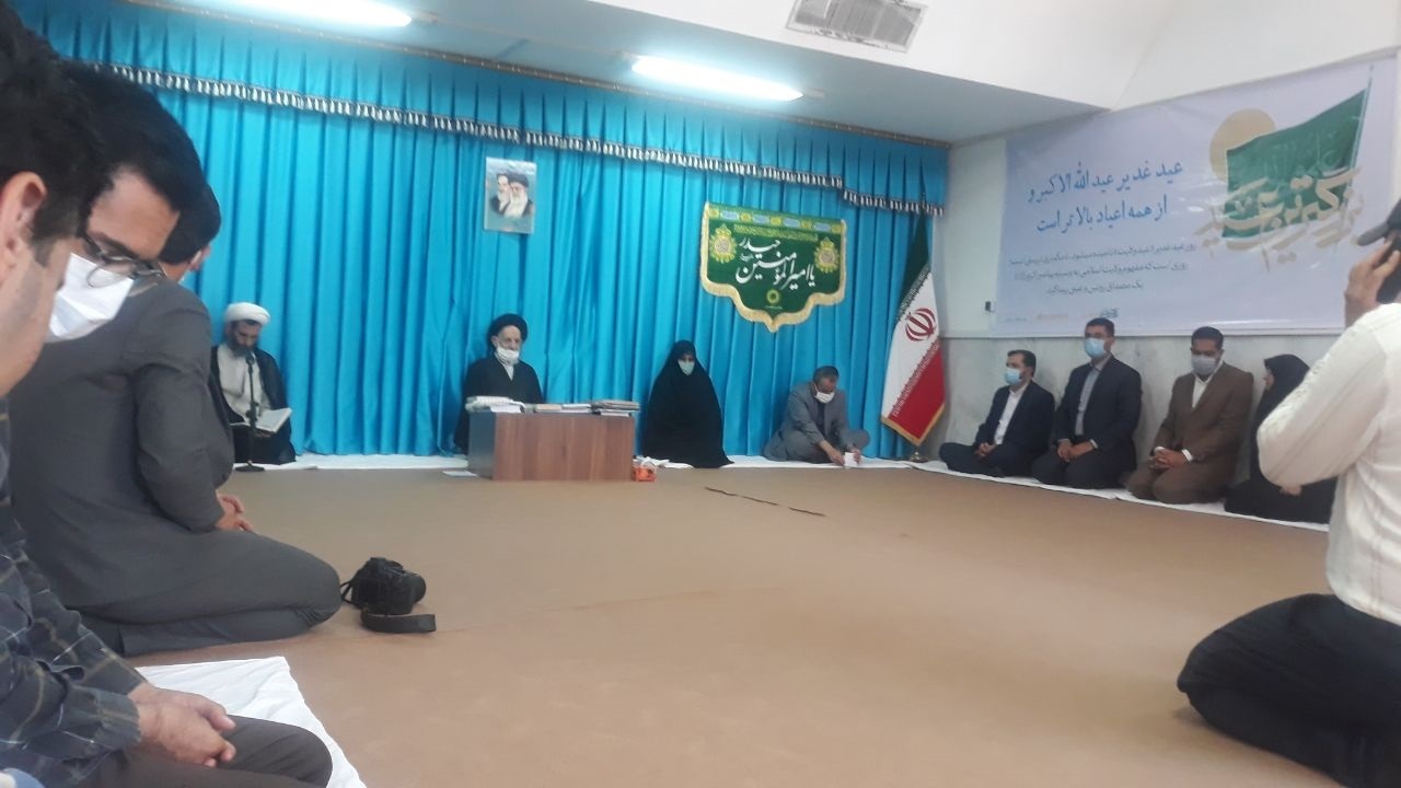 حضور زنان بافضلیت، خنثی کننده نقشه‌های دشمن است