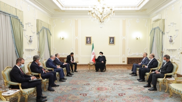 هر گونه حضور نظامی بیگانه در دریای خزر ممنوع است