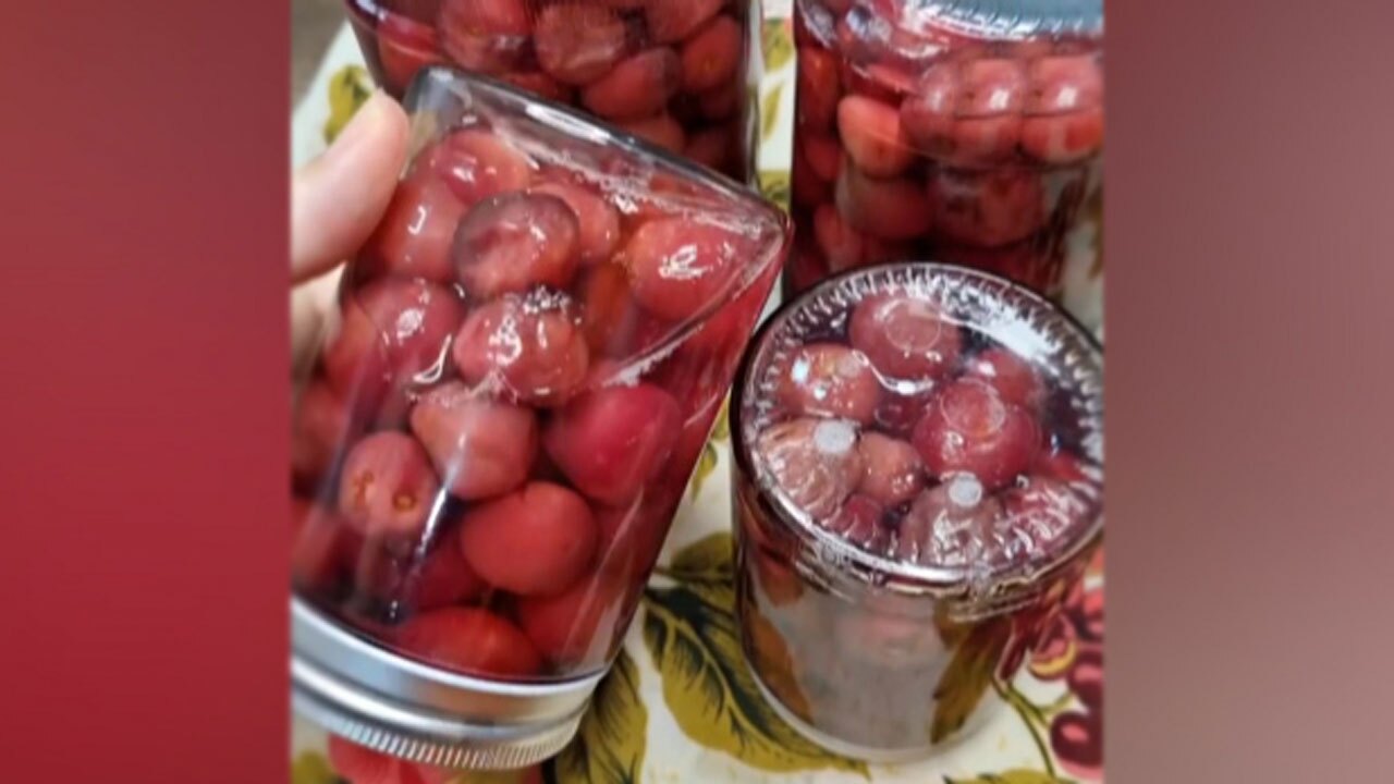 طرز تهیه کمپوت گیلاس در منزل + فیلم