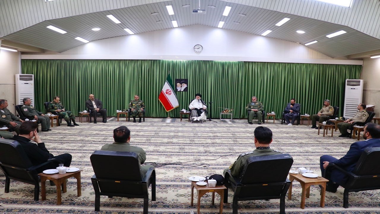ارتش یکی از مؤلفه‌های اساسی اقتدار نظام اسلامی