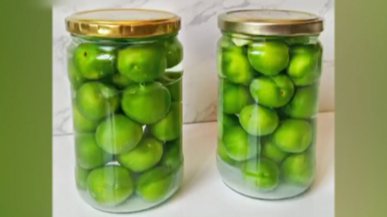 طرز تهیه ترشی و شور گوجه سبز + فیلم