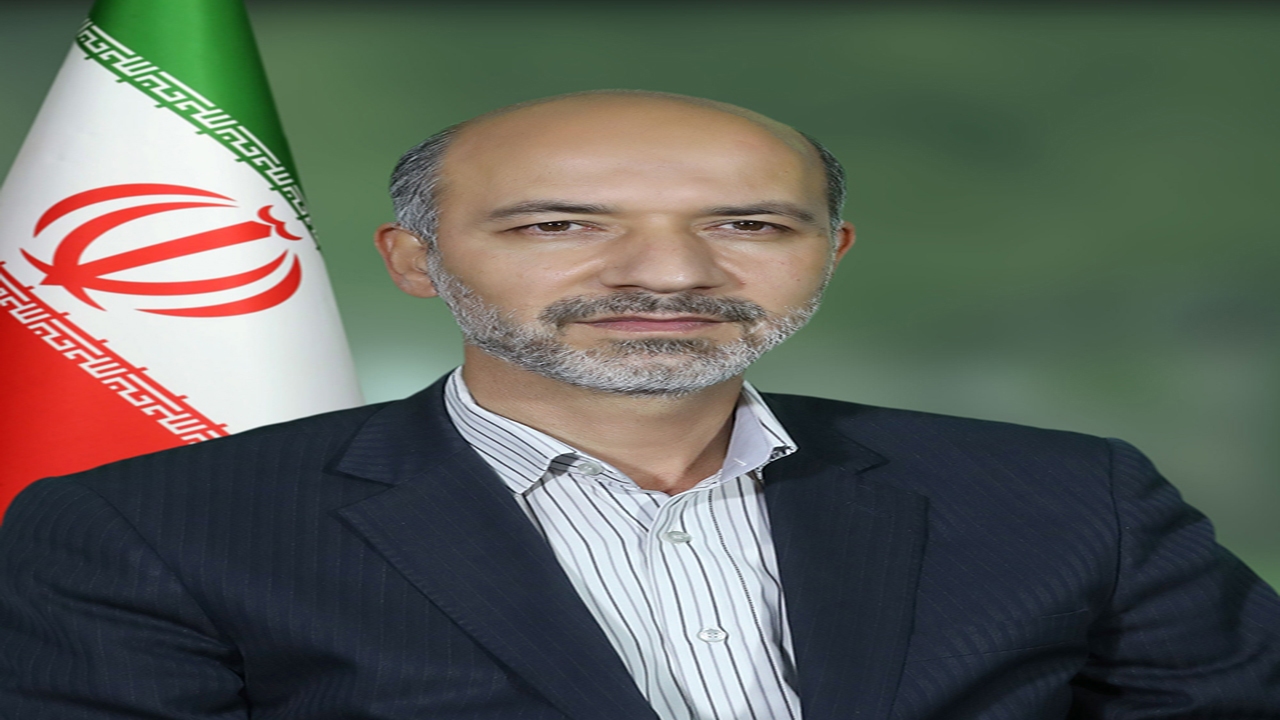 بازدید وزیر نیرو از طرح‌های آب و برق فاروج و شیروان