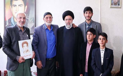 رئیس جمهور وارد خراسان شمالی شد/ رئیسی: کشوری می&zwnj;تواند مستقل باشد که دستش جلوی بیگانگان دراز نباشد +فیلم