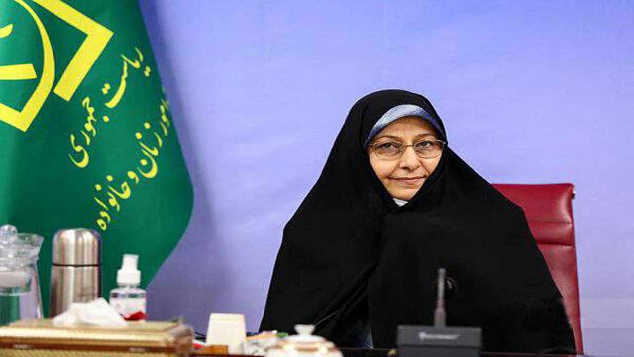 دولت پیگیر رفع مشکلات مادران خانه‌دار و شاغل است