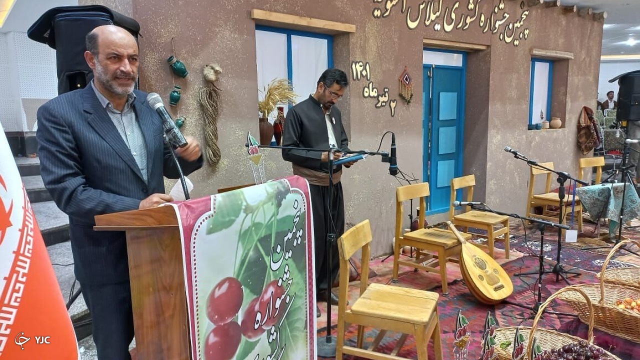 برگزاری جشنواره‌ها نقش مهمی در جذب گردشگر دارد