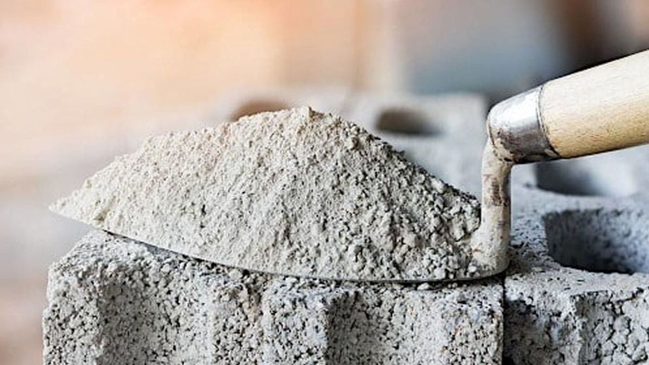 نرخ سیمان باید در جلوی دید خریدار باشد