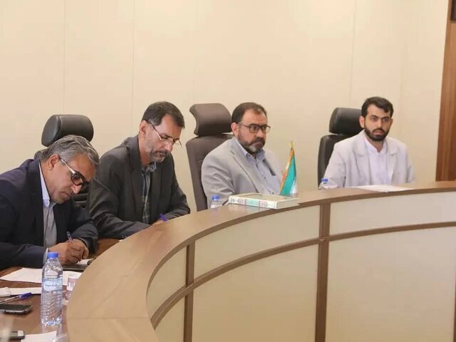 الحاق ۴۱ روستا به شیراز تعیین تکلیف می‌شود