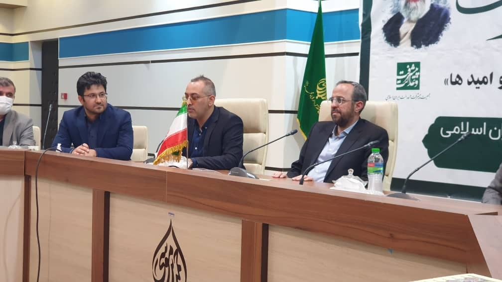 جوان‌گرایی بدون شایسته گزینی آفت نظام است