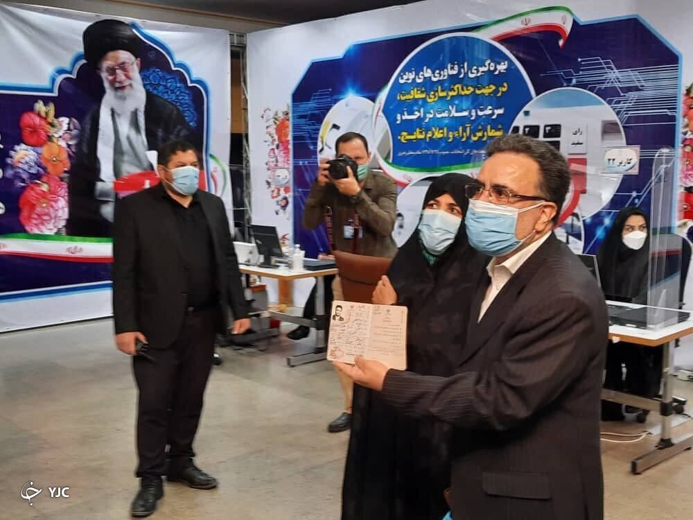 تاجزاده؛ خودِ حالا مقابل خودِ گذشته