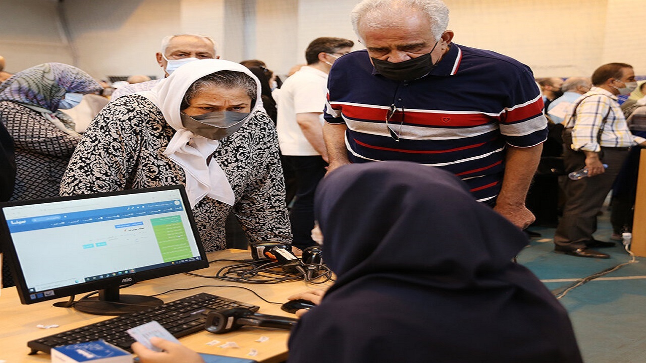 استقبال اصفهانی از تزریق نوبت چهارم واکسن کرونا