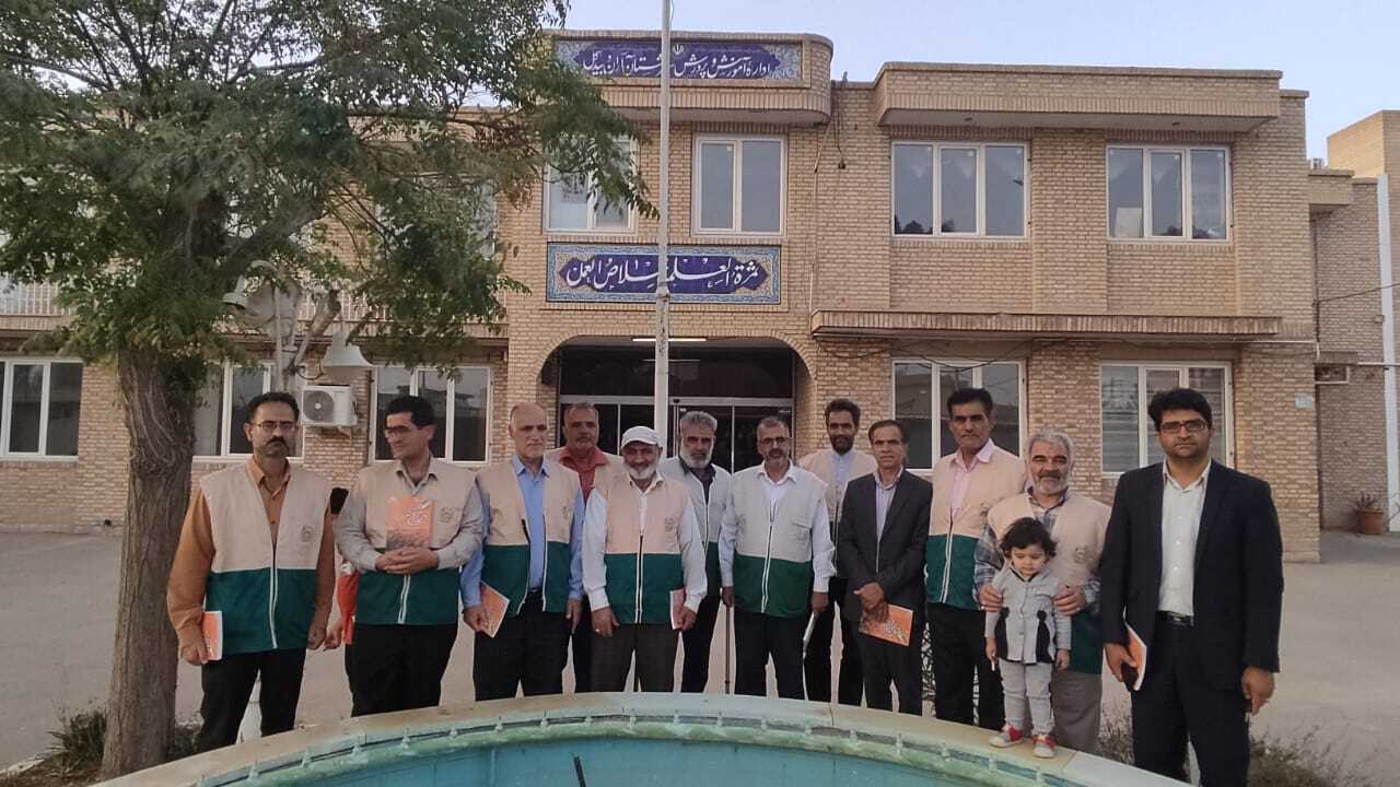 کانون‌ تخصصی تعلیم و تربیت خادمیاران رضوی در آران و بیدگل افتتاح شد