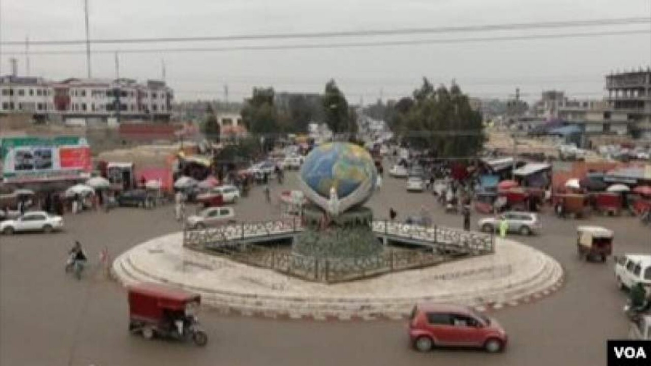 ۴ نمازگزار در مسجدی در لشکرگاه کشته‌ و زخمی شدند