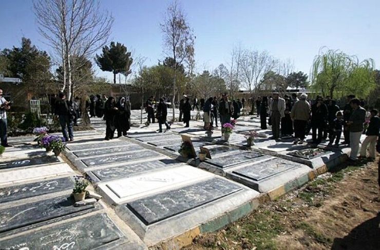 ظرفیت های بهشت رضا(ع) در مشهد هشدار آمیز شده است!