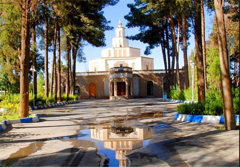 ارگ کلاه فرنگی بیرجند