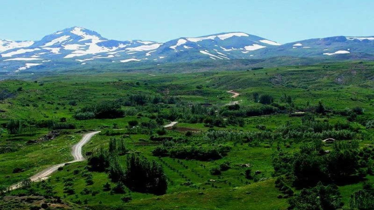 تصاویری از طبیعت کوه دالامپر در شمال غرب کشور