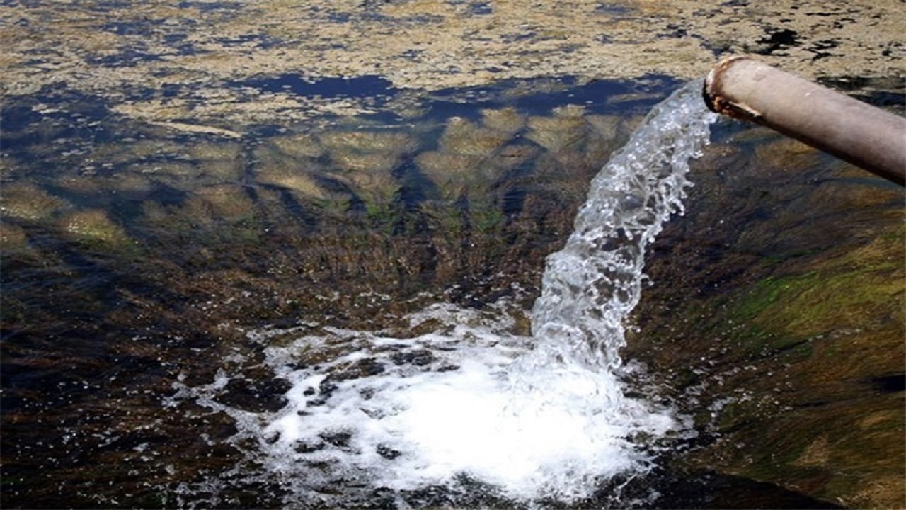 کارکنان شهرک مارچین در انتظار مجوز حفر چاه آب شرب + فیلم