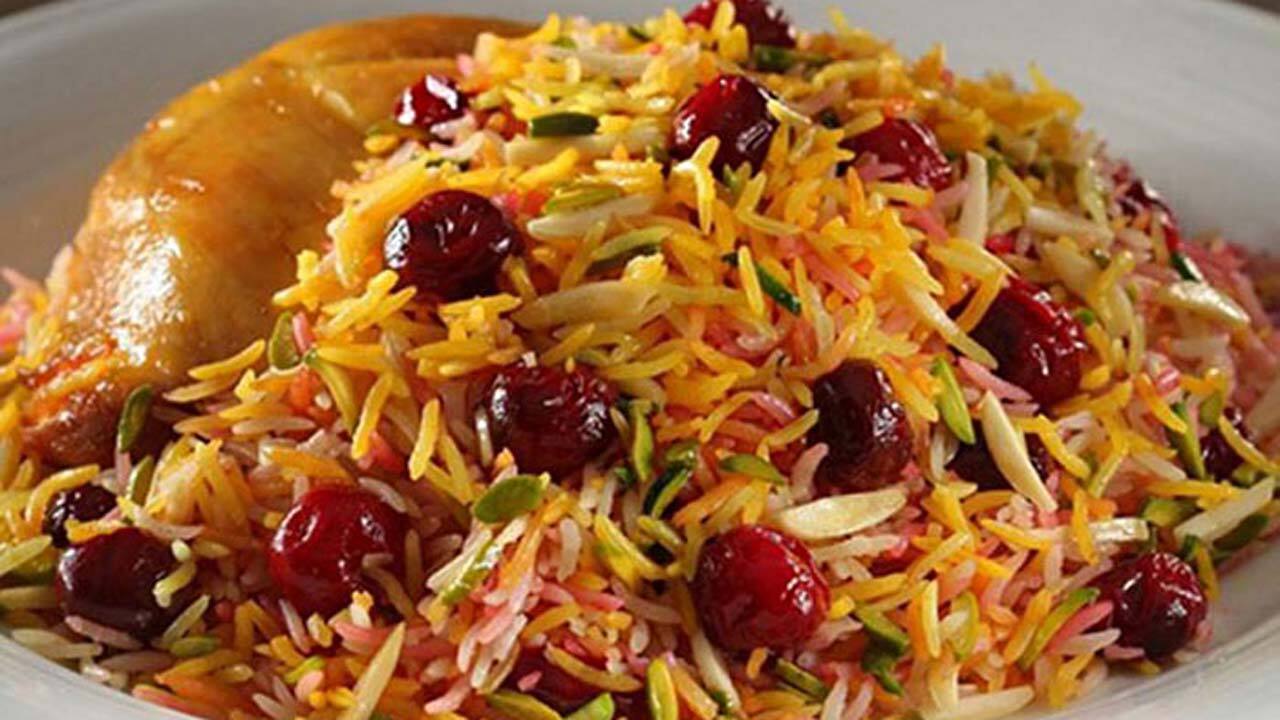 طرز تهیه آلبالو پلو با روشی ساده + فیلم