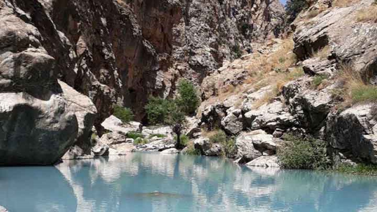 از