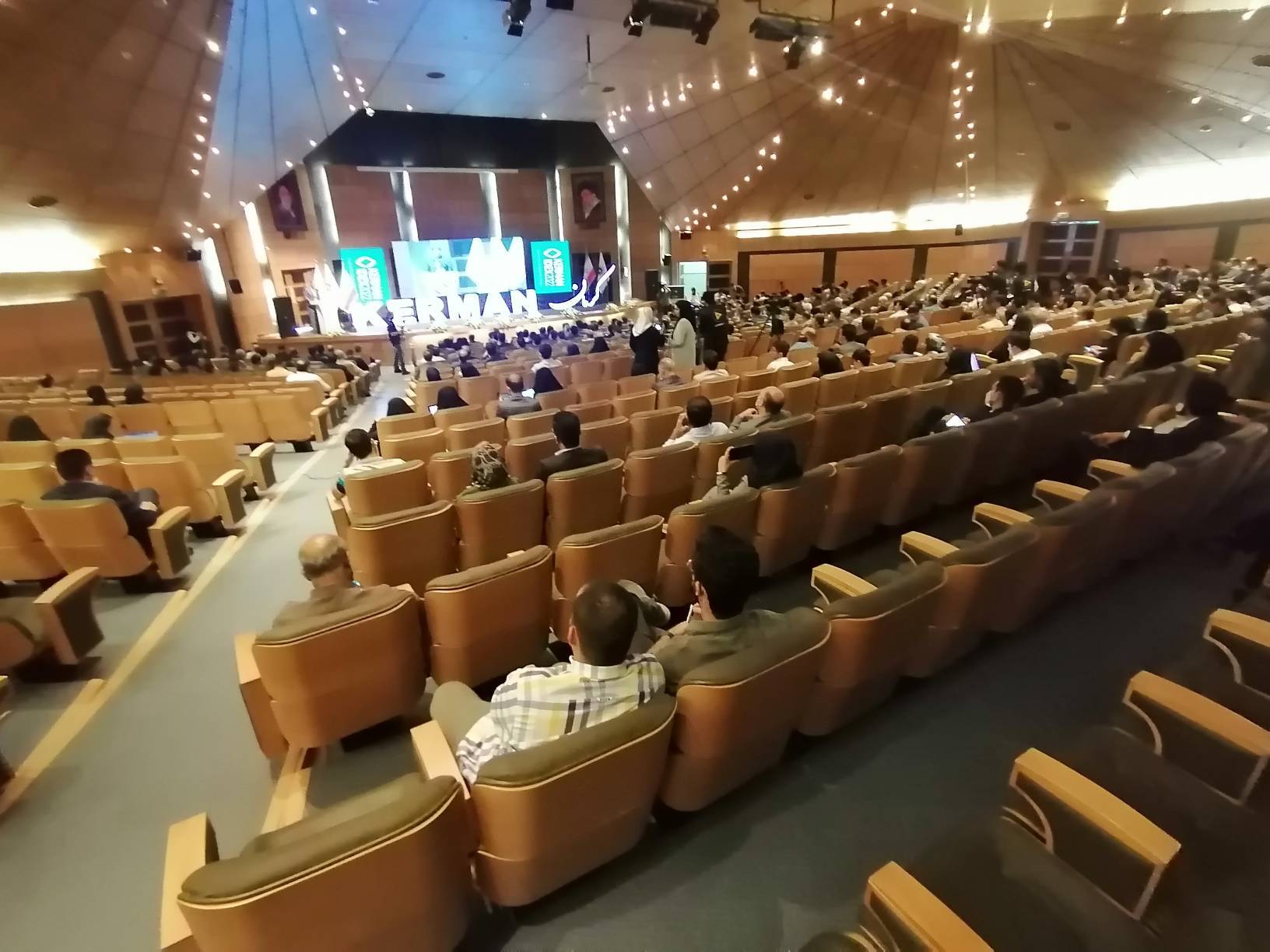 پشتیبانی صندوق توسعه ملی از جذب خریدار برای کالای ایرانی