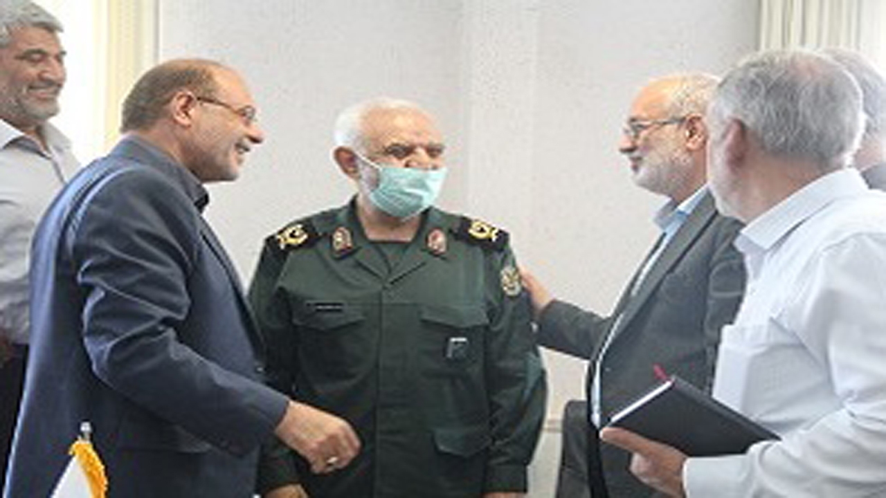 خاطرات شهدا و رزمندگان باید هرچه سریعتر ثبت و ضبط شود